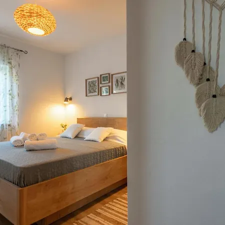 Apartment Hana Luxury With Sea View Sali